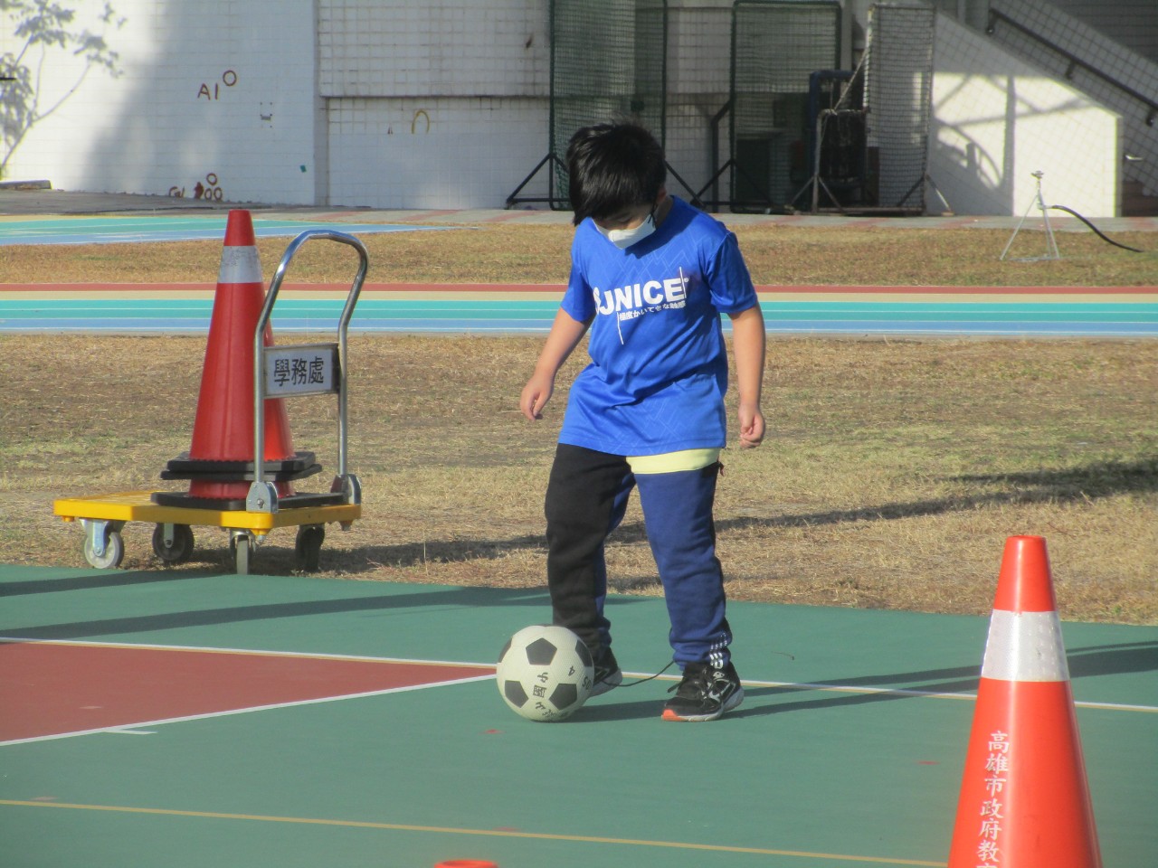1111224運動會2趣味競賽03.JPG